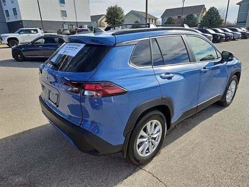 Certified 2026 Toyota Corolla Cross LE image 5