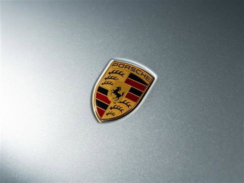 Certified 2026 Porsche Macan AWD/4WD image 13