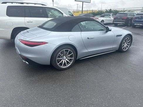 Used 2023 Mercedes-Benz SL 43 AMG image 8