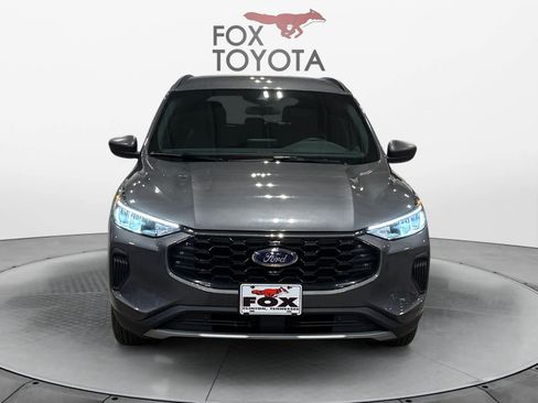 Used 2025 Ford Escape ST-Line image 9