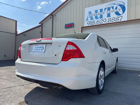 Used 2011 Ford Fusion SE FWD image 24