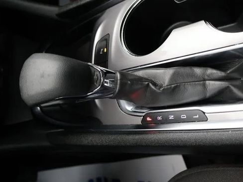 Used 2024 Chevrolet Malibu LT FWD image 35