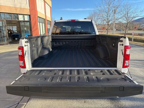 Used 2022 Ford F150 XL w/ STX Appearance Package image 18