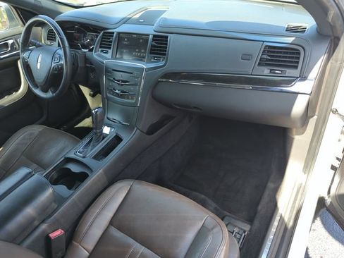 Used 2013 Lincoln MKS FWD image 21