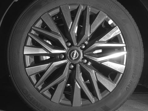 Used 2025 Nissan Altima 2.5 SV FWD image 12