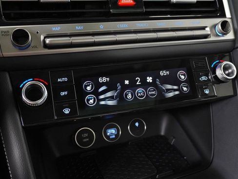 New 2026 Genesis G70 2.5T Prestige image 25