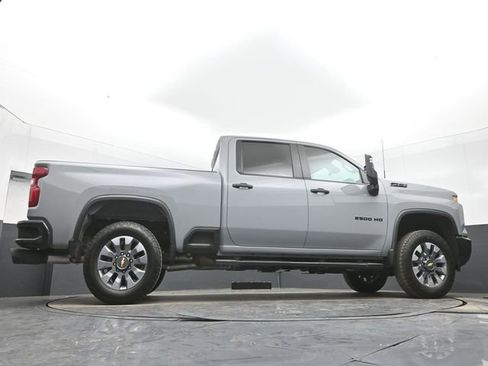 Used 2024 Chevrolet Silverado 2500 Custom w/ Custom Value Package AWD/4WD image 42