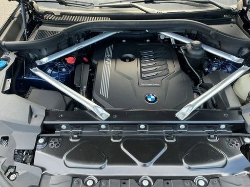 Used 2019 BMW X5 xDrive40i w/ Premium Package 2 AWD/4WD image 17
