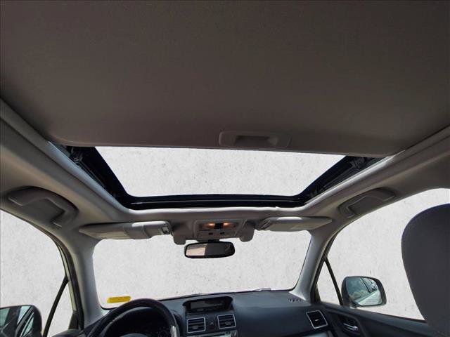 Used 2016 Subaru Forester 2.5i Touring w/ Eyesight & Navigation System AWD/4WD image 17