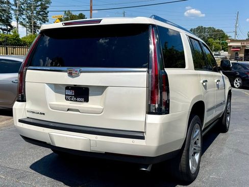 Used 2015 Cadillac Escalade Premium AWD/4WD image 5