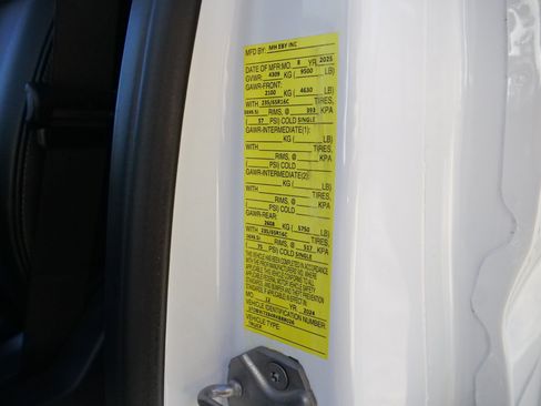 Used 2024 Ford Transit 350 AWD w/ Exterior Upgrade Package image 23