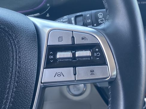 Certified 2024 Kia Telluride S FWD image 23