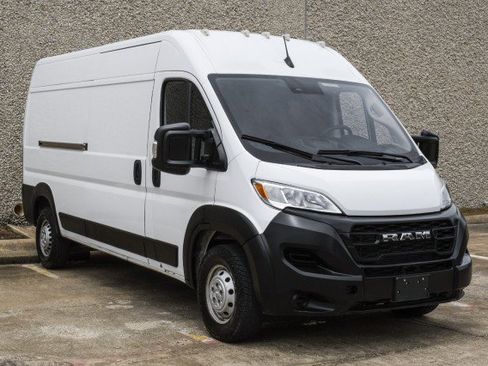 Used 2023 RAM ProMaster 2500 FWD image 8