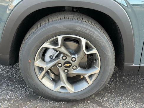 New 2026 Chevrolet Trax LT w/ LT Convenience Package image 9