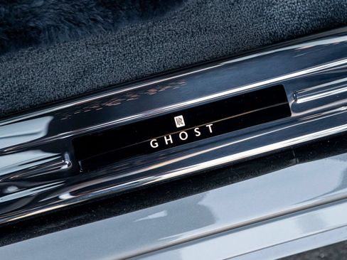 Certified 2026 Rolls-Royce Ghost Extended Wheelbase AWD/4WD image 8
