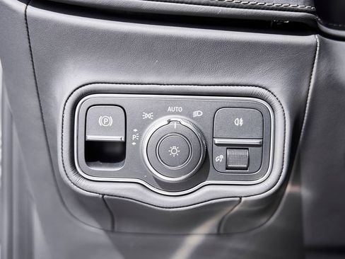 Used 2026 Mercedes-Benz G 63 AMG 4MATIC image 54