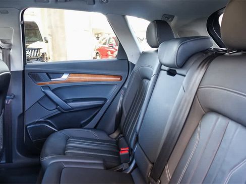 Used 2023 Audi Q5 2.0T Premium Plus image 20