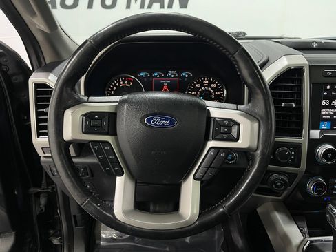 Used 2019 Ford F150 Lariat w/ Equipment Group 502A Luxury AWD/4WD image 22