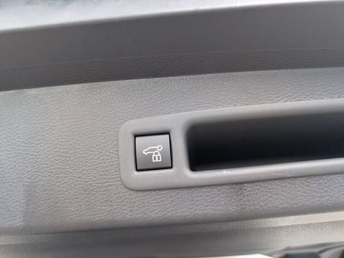 New 2026 Toyota Sienna XLE FWD image 34