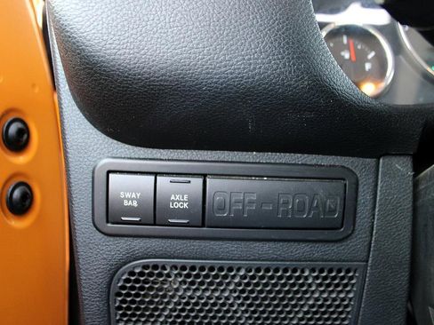 Used 2012 Jeep Wrangler Rubicon image 15