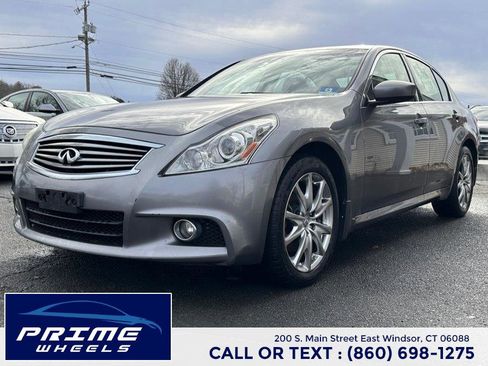 Used 2011 INFINITI G37 x Sedan w/ Premium Pkg image 3