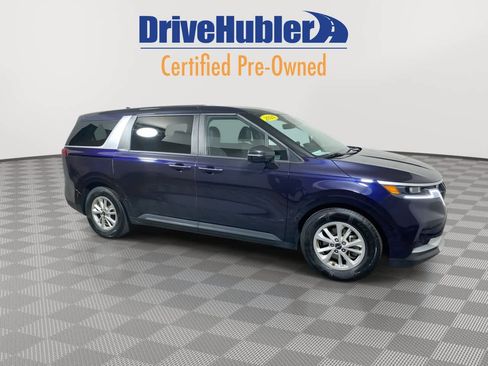 Used 2024 Kia Carnival LX image 8