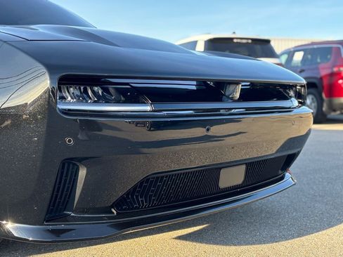 Used 2025 Dodge Charger R/T w/ Quick Order Package 25M R/T image 4