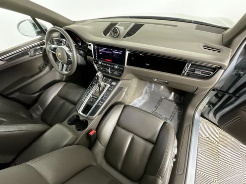 Used 2020 Porsche Macan image 19