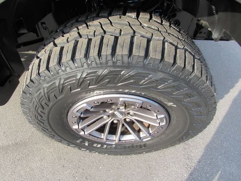 Used 2019 Ford F150 Raptor w/ Equipment Group 802A Luxury AWD/4WD image 17