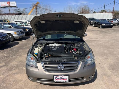 Used 2003 Nissan Altima 3.5 SE FWD image 58