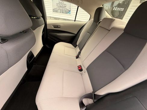 Used 2022 Toyota Corolla LE FWD image 20