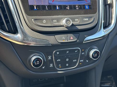 Certified 2024 Chevrolet Equinox LT FWD image 29