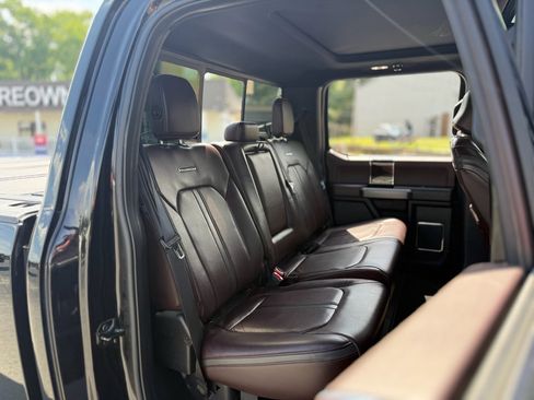 Used 2017 Ford F250 Platinum w/ Platinum Ultimate Package AWD/4WD image 27