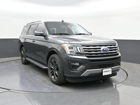 Used 2020 Ford Expedition XLT w/ Equipment Group 202A RWD image 22