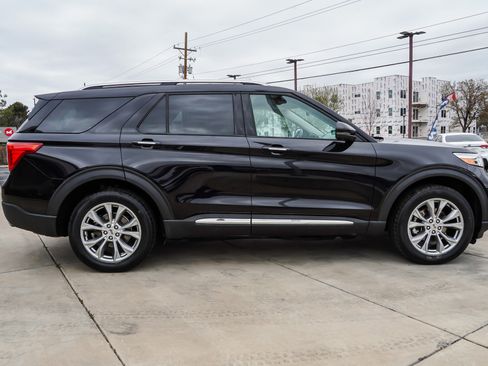 Used 2020 Ford Explorer Limited image 9