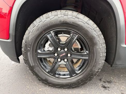 Used 2023 GMC Acadia AT4 w/ Technology Package AWD/4WD image 31