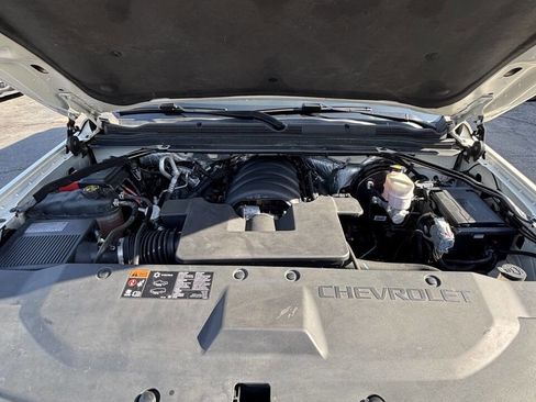 Used 2015 Chevrolet Suburban LTZ AWD/4WD image 35