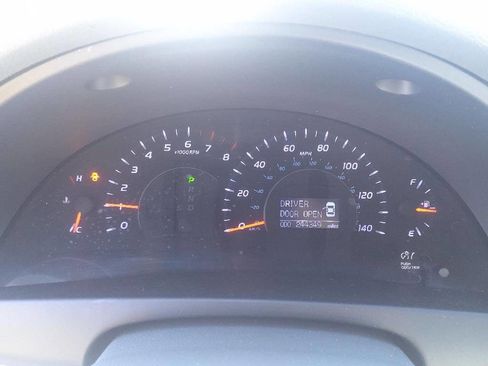 Used 2011 Toyota Camry XLE image 24