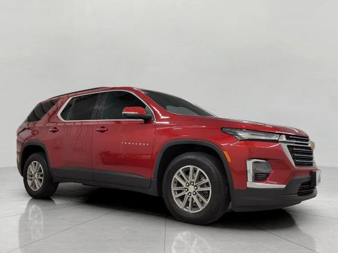 Used 2023 Chevrolet Traverse LT AWD/4WD image 1