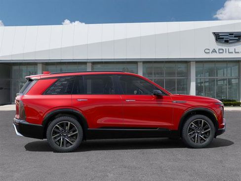 New 2026 Cadillac Vistiq Sport w/ LPO, Floor Liner Package image 5