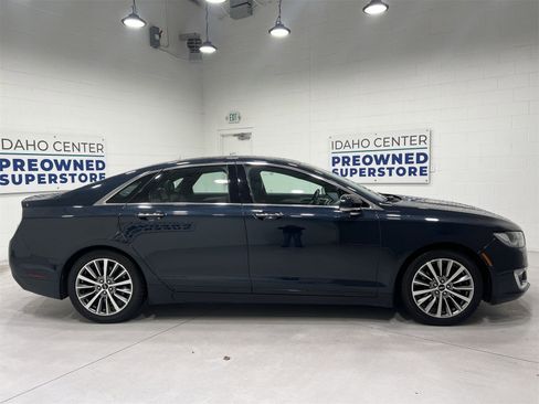 Used 2020 Lincoln MKZ Standard image 9