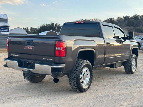 Used 2015 GMC Sierra 2500 SLE w/ Suspension Package, Off-Road image 5