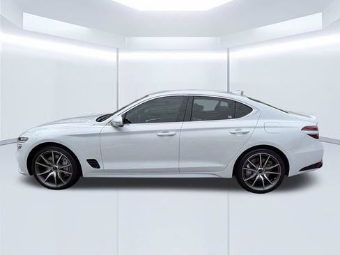 Used 2026 Genesis G70 2.5T RWD image 8