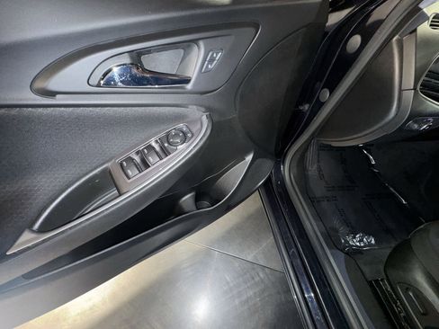 Used 2022 Chevrolet Malibu LT image 16