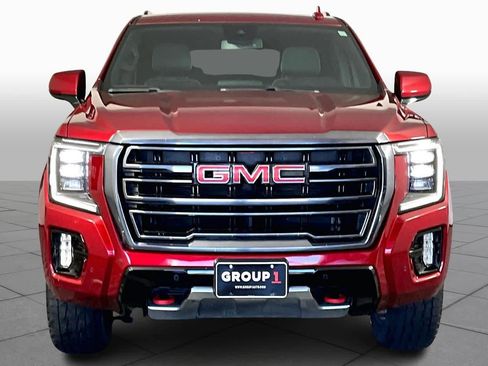 Used 2023 GMC Yukon AT4 AWD/4WD image 4