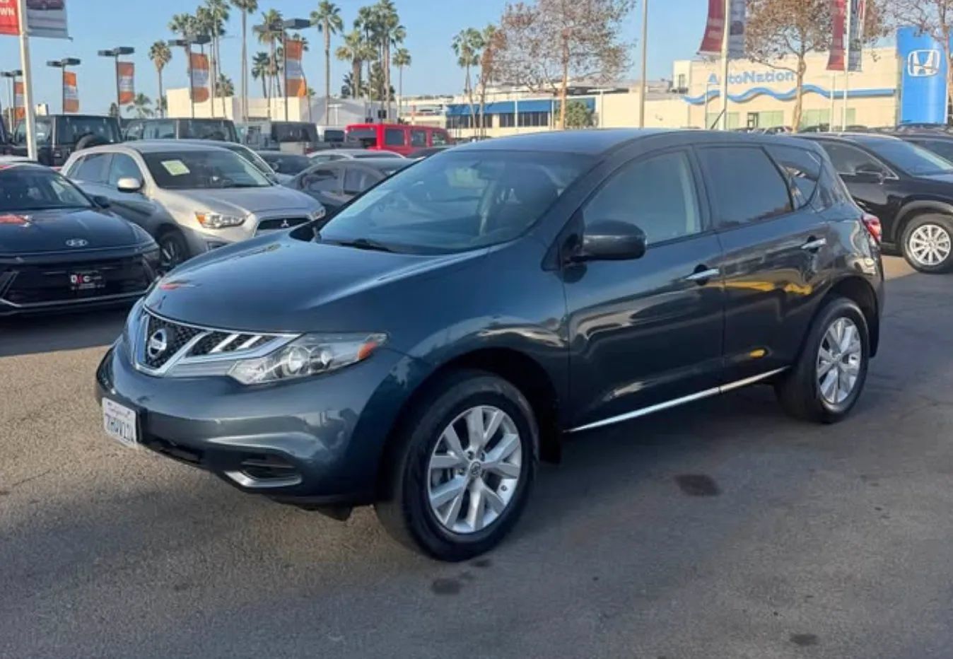 Used 2014 Nissan Murano S FWD image 3