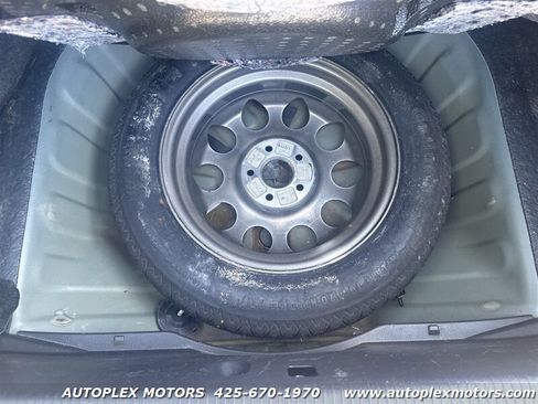 Used 2009 Nissan Altima Hybrid Sedan w/ Connection Pkg image 14