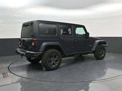 Used 2018 Jeep Wrangler Unlimited Rubicon AWD/4WD image 7