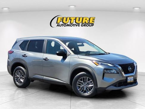 Used 2023 Nissan Rogue S FWD image 1