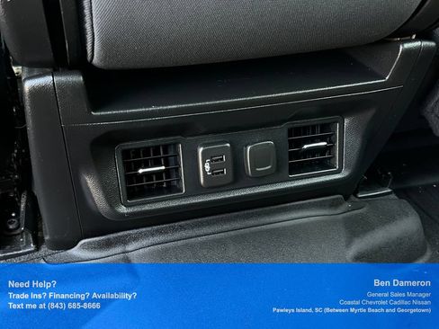Used 2021 Chevrolet Silverado 1500 LT AWD/4WD image 17